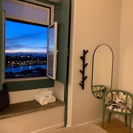 Ilha 12 بيت ضيافة كويمبرا