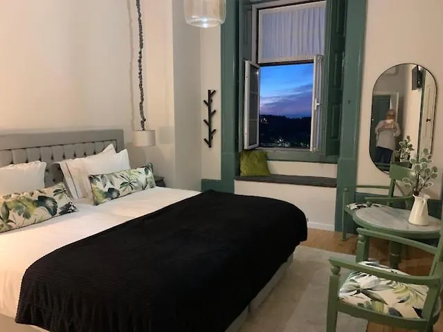 Ilha 12 招待所 4*