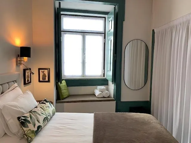 Ilha 12 招待所 科英布拉